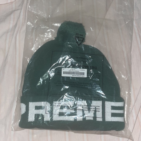 Supreme love beanie - Picture 10 of 13